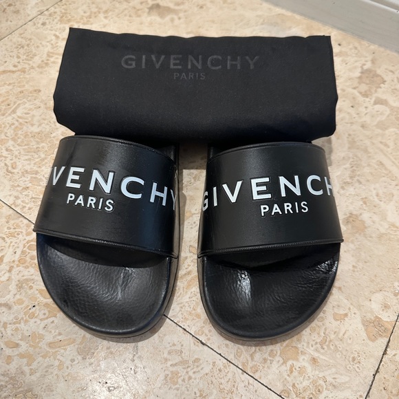 Givenchy Slides Sandals - Picture 1 of 4